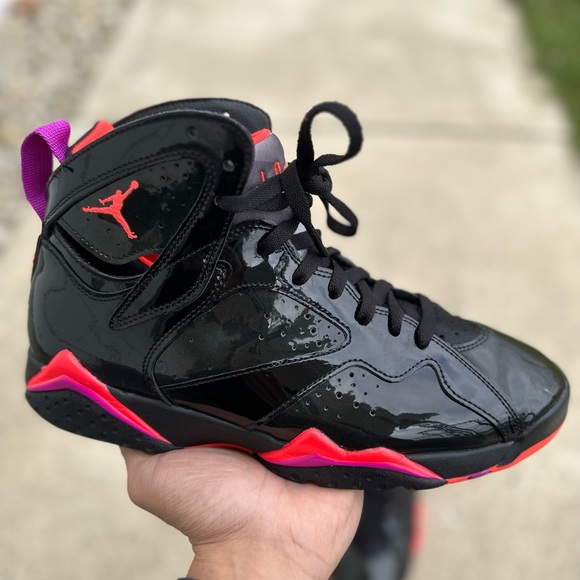 Jordan 7 Retro Patent (WORN TWICE) GOOD CONDITION. Very minor removable scuffs - Picture 5 of 10